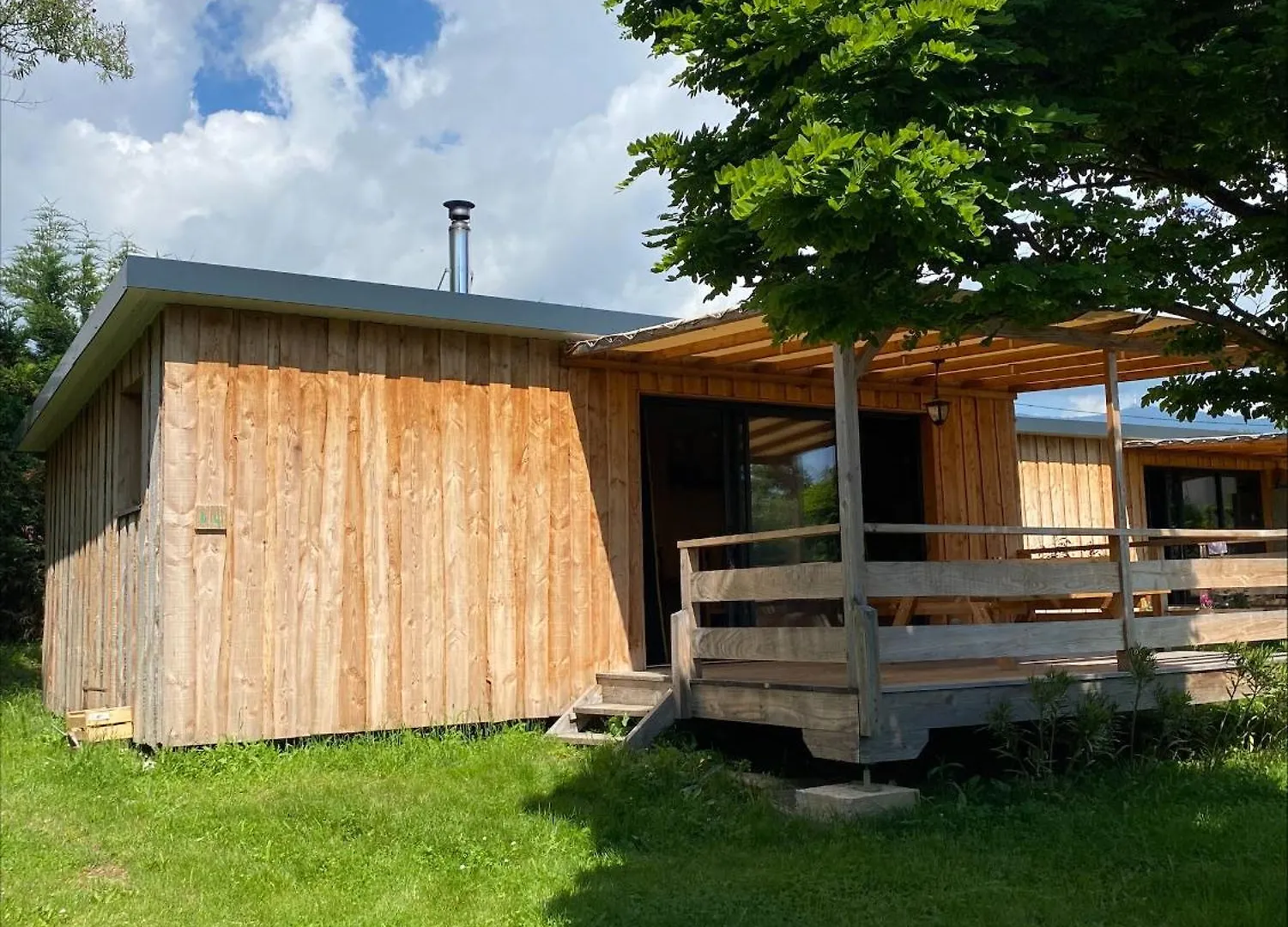 Eco Lodge, terrasse, piscine, Parc du Pilat Saint-Appolinard  Camping Saint-Appolinard (Loire)